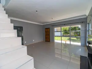 3 Bedroom House to Rent in Mount Pleasant