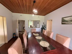 3 Bedroom House to Rent in Alexandra Park