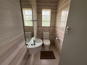 3 Bedroom House to Rent in Alexandra Park