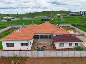 5 Bedroom House to Rent in Crowhill Views