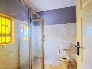 5 Bedroom House to Rent in Crowhill Views