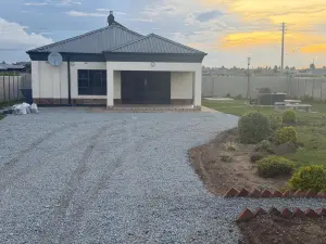 3 Bedroom House to Rent in Sandton Park