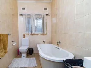 2 Bedroom House to Rent in Mount Pleasant