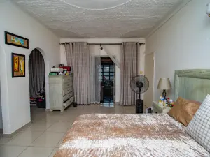 2 Bedroom House to Rent in Mount Pleasant