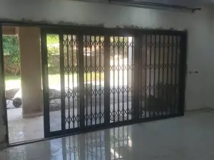 Townhouse/Cluster to Rent in Glen Lorne