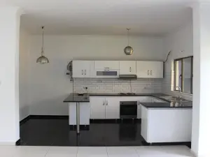 Flat/Apartment to Rent in Newlands