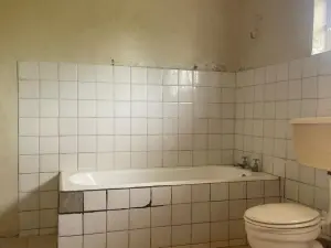 2 Bedroom Cottage/Garden Flat to Rent in Greendale