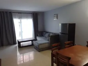 Flat/Apartment to Rent in Avenues
