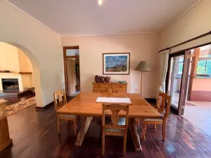 4 Bedroom House to Rent in Alexandra Park