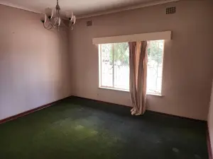 4 Bedroom House to Rent in Greendale