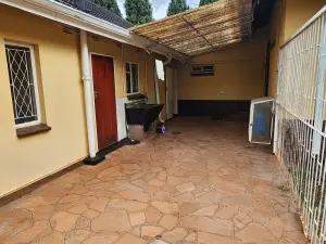 4 Bedroom House to Rent in Greendale