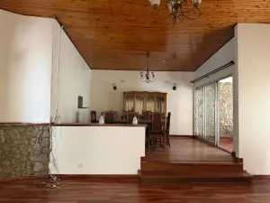 4 Bedroom House to Rent in Chisipite