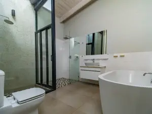 3 Bedroom House to Rent in Borrowdale Brooke