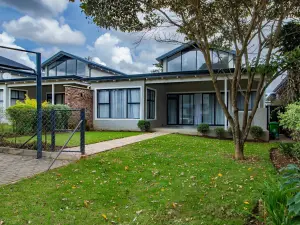 3 Bedroom House to Rent in Borrowdale Brooke