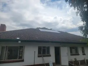 3 Bedroom House to Rent in Hillside