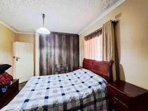 2 Bedroom Cottage/Garden Flat to Rent in Mount Pleasant