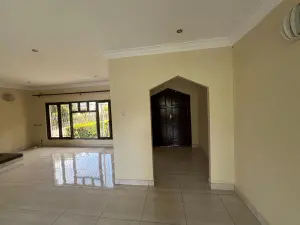 Townhouse/Cluster to Rent in Greendale