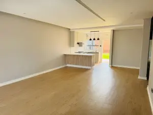 Townhouse/Cluster to Rent in Pomona