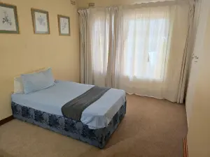 Townhouse/Cluster to Rent in Borrowdale Brooke