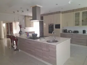 4 Bedroom House to Rent in Gletwin Park