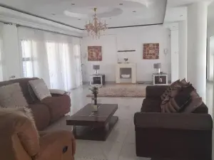 4 Bedroom House to Rent in Gletwin Park