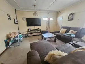 2 Bedroom Cottage/Garden Flat to Rent in Kamfinsa