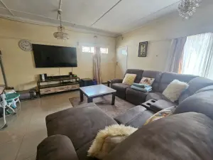 2 Bedroom Cottage/Garden Flat to Rent in Kamfinsa