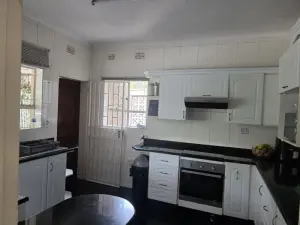 3 Bedroom House to Rent in Strathaven