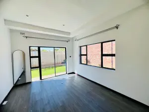 Townhouse/Cluster to Rent in Greendale