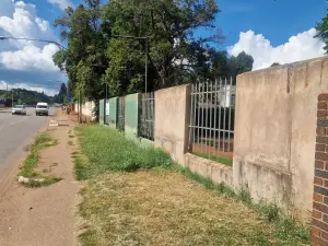 4 Bedroom House to Rent in Avondale