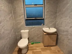 4 Bedroom House to Rent in Arlington