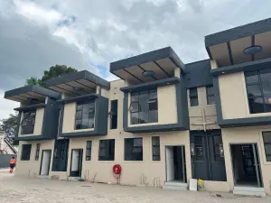 Flat/Apartment to Rent in Borrowdale