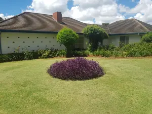 3 Bedroom House to Rent in Mount Pleasant