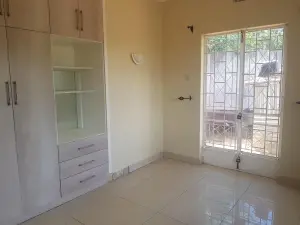 3 Bedroom House to Rent in Mount Pleasant