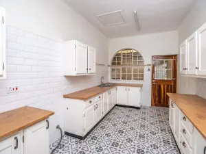 Flat/Apartment to Rent in Avondale