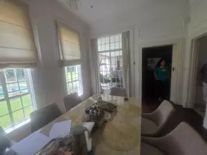 4 Bedroom House to Rent in Mount Pleasant