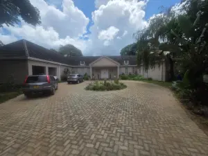 4 Bedroom House to Rent in Mount Pleasant