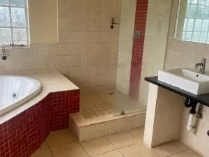 5 Bedroom House to Rent in Glen Lorne