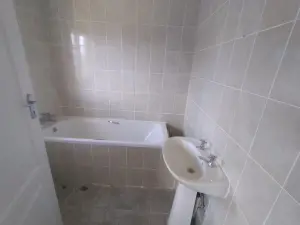 Townhouse/Cluster to Rent in Greendale