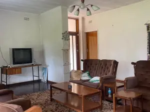 3 Bedroom House to Rent in Eastlea