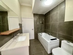 Townhouse/Cluster to Rent in Avondale