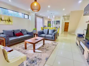 Townhouse/Cluster to Rent in Greencroft