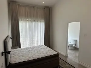 Flat/Apartment to Rent in Newlands