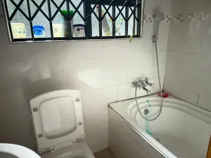 3 Bedroom House to Rent in Arlington