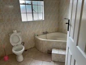 Townhouse/Cluster to Rent in Waterfalls