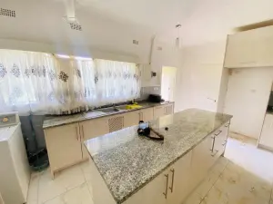 3 Bedroom House to Rent in Borrowdale