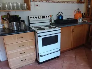 4 Bedroom House to Rent in Greendale