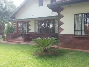 4 Bedroom House to Rent in Greendale