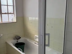 Flat/Apartment to Rent in Avondale