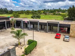 Retail/Shop to Rent in Greendale